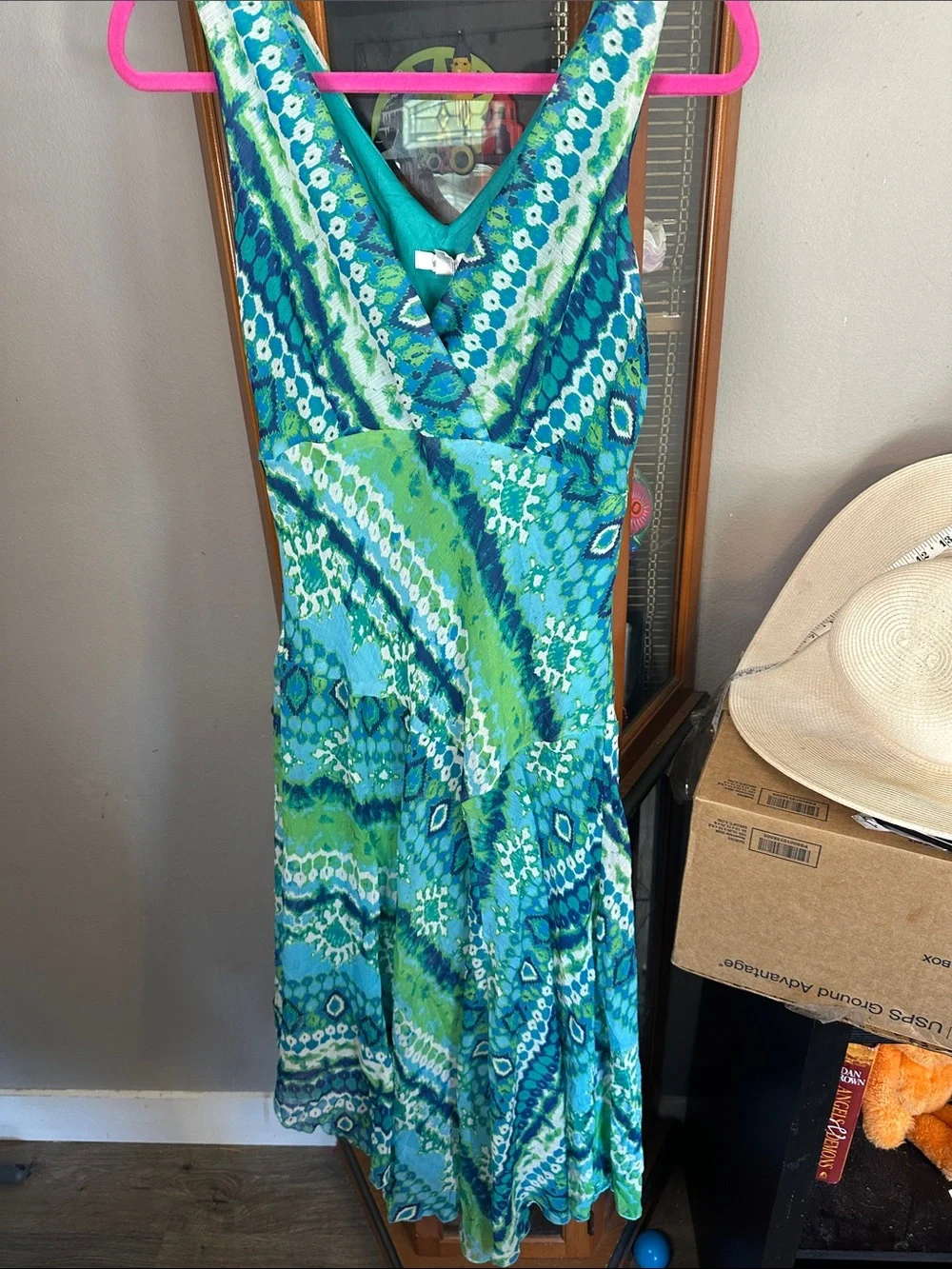 dressbarn sleeveless neck